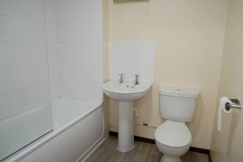 1 bedroom flat to rent, Lion Street, Brecon, Powys.