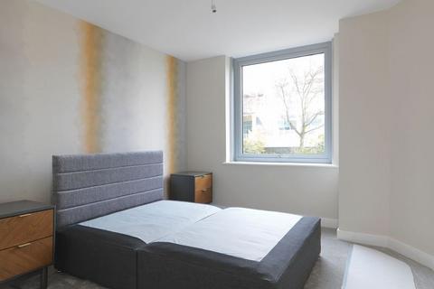 1 bedroom apartment to rent, Churchill Way, Basingstoke RG21