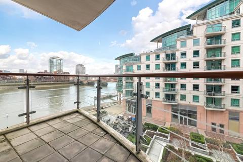 2 bedroom apartment to rent, Kestrel House, St George Wharf