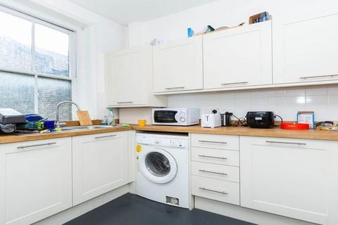 4 bedroom flat to rent, NW1