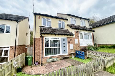 25 Palmerston Drive, Exeter, EX4 2JA