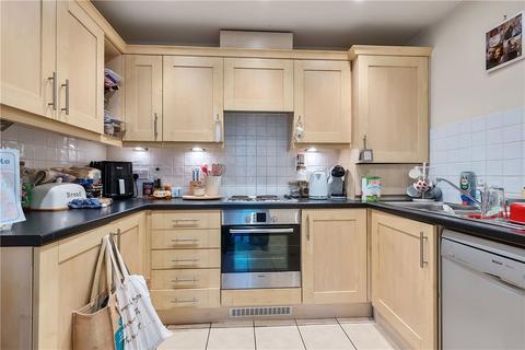 2 bedroom apartment for sale, Kynance Apartments, Salisbury Road, Marlborough, Wiltshire, SN8