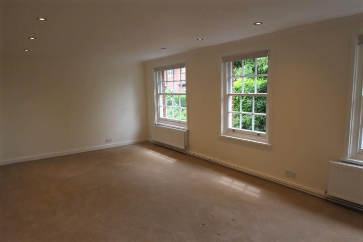 Apartment in London - View 2