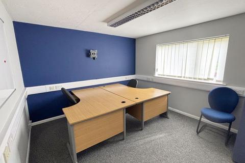 Office to rent, Ruston Road, Alma Park, Grantham