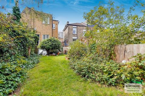 1 bedroom flat to rent, Brookfield Road, Victoria Park E9