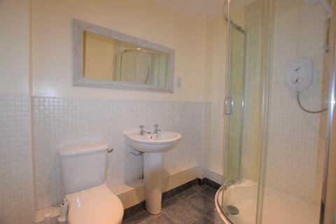 Studio to rent, Britannia House, 16 York Place, Leeds