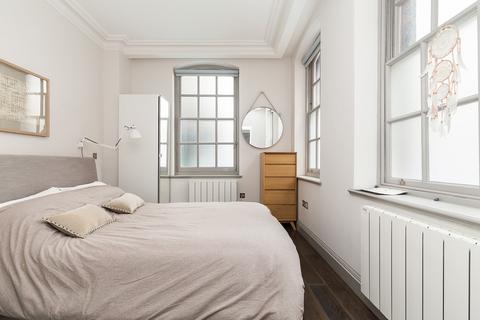 undefined, King Street, Covent Garden WC2