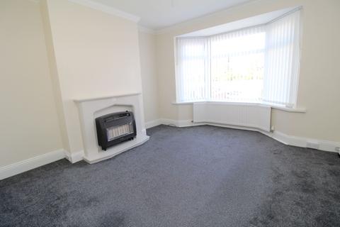 3 bedroom semi-detached house to rent - Hoyle Avenue, Fenham, Newcastle upon Tyne, Tyne and Wear, NE4 9QX