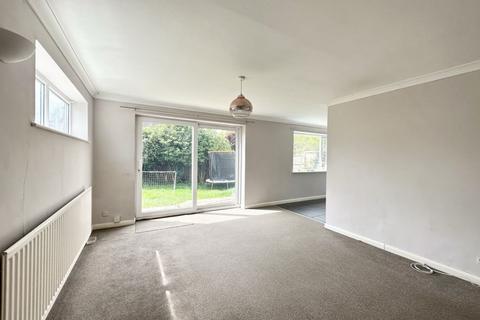 3 bedroom detached house to rent - Durnford Road, Wigston, LE18