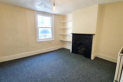 3 bedroom flat to rent, St James's Street, Brighton, BN2