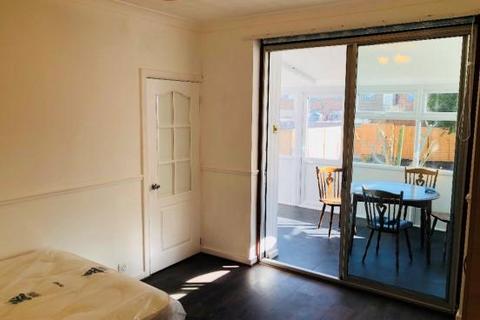 undefined, Craven Gardens, Barking IG6