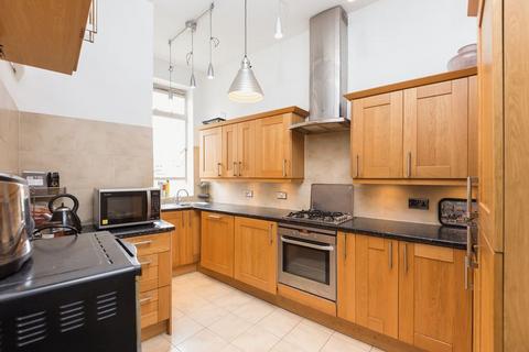 3 bedroom apartment for sale, Carlisle Place, London
