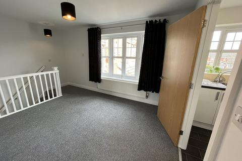 1 bedroom apartment to rent, Darwen Fold Close, Chorley PR7