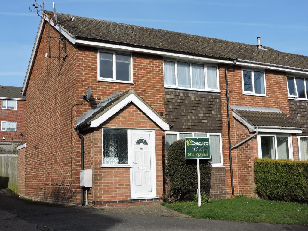 Derwent Crescent, Arnold, Nottingham NG5 3 bed townhouse £595 pcm (£