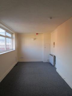 2 bedroom flat to rent, Garstang Road, Preston PR1