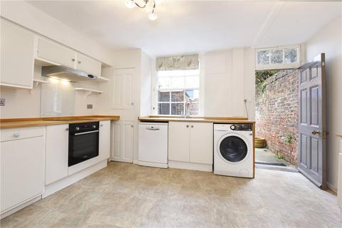 4 bedroom terraced house to rent, Mount Parade, York, YO24