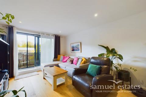 1 bedroom flat for sale, Vista House, Chapter Way, Colliers Wood, SW19