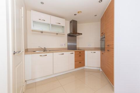 1 bedroom apartment to rent, Wallis Square, Farnborough, GU14