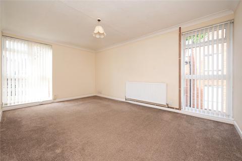 2 bedroom maisonette to rent, High Street, Wheathampstead, Hertfordshire