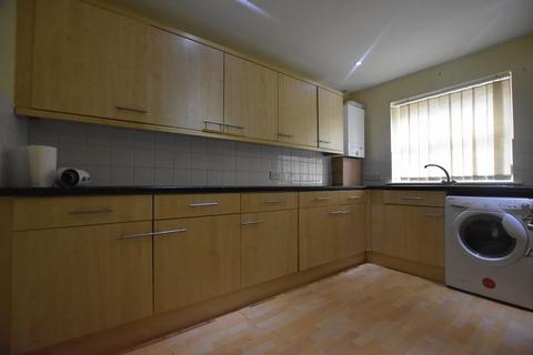 3 bedroom terraced house to rent, Wycliffe Grove, Nottingham