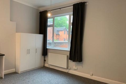 Studio to rent, De Pary's Avenue, Bedford