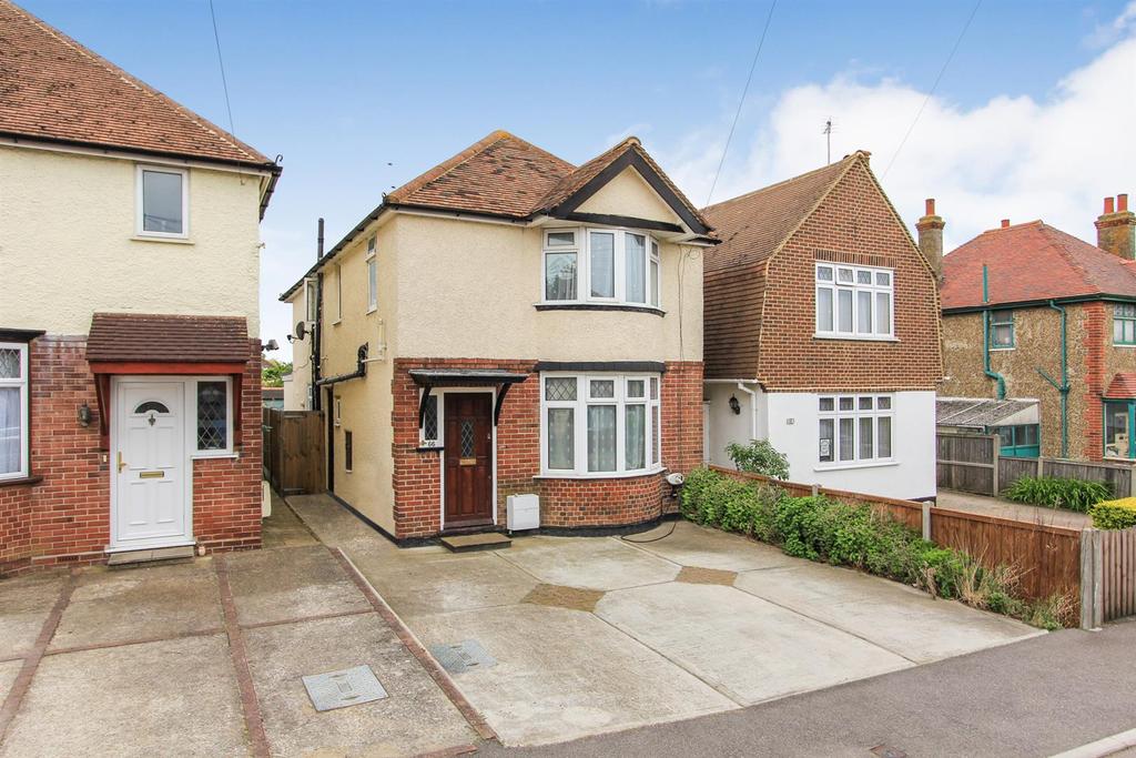Douglas Avenue, Whitstable 3 bed detached house £425,000