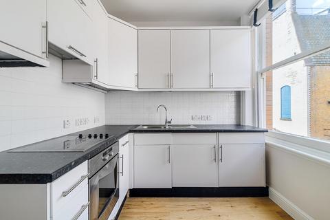 Studio to rent, Charing Cross Road, Covent Garden WC2