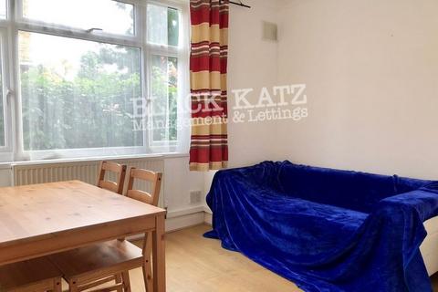 3 bedroom apartment to rent, E1