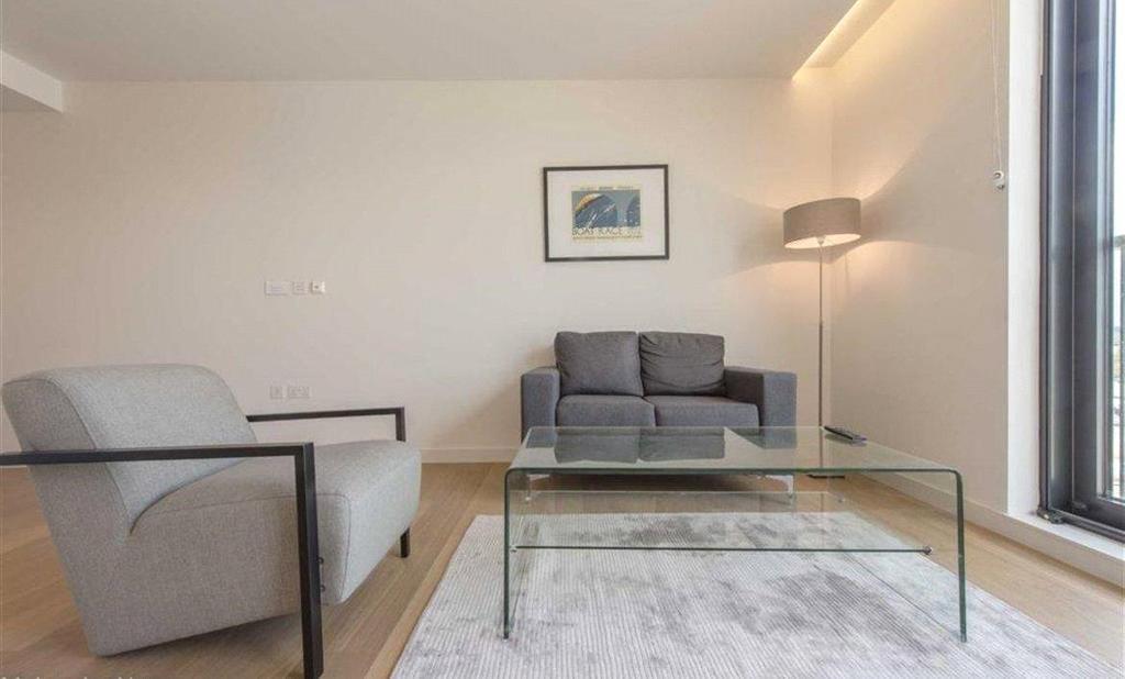 Plimsoll Building, Handyside Street, Kings Cross, London, N1C - Mehr