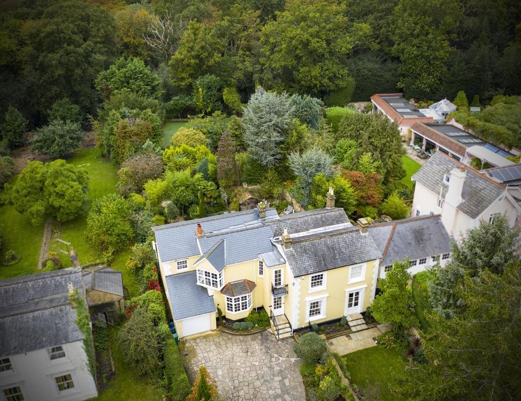 Forest Side, Epping 5 bed detached house £1,695,000