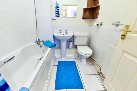 1 bedroom apartment to rent, Stone Mill Court, MEANWOOD, LEEDS