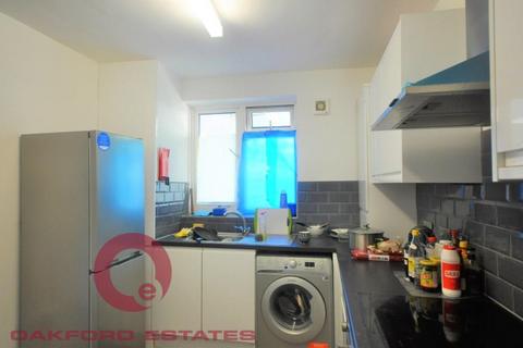 4 bedroom flat to rent, Bridgeway Street, Euston, London NW1