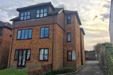 2 bedroom apartment to rent, Earlswood Road, Redhill