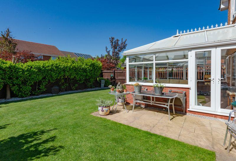 Malmesbury Park, Sandymooor, Runcorn 4 bed detached house £259,950