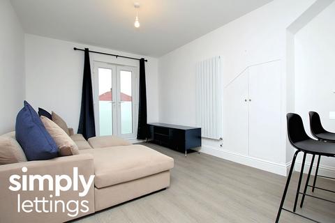 2 bedroom flat to rent, Old Shoreham Road, Brighton