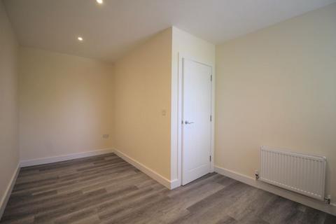 1 bedroom apartment to rent, Blenheim Road, Ramsey