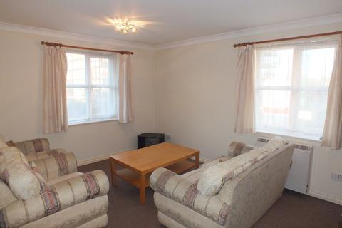 2 bedroom flat to rent, Lincoln Court, Aborfield Close, Slough