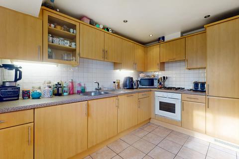 1 bedroom flat for sale, Sarum Terrace, Bow Common Lane, Bow E3