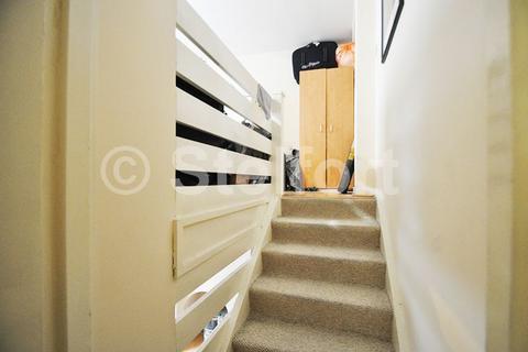 1 bedroom flat to rent, Tanners Hill, London SE8