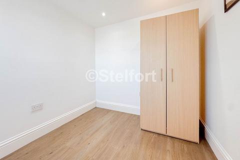 undefined, Hornsey Road, London N19