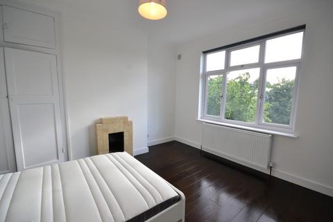6 bedroom terraced house to rent, Troutbeck Road, London , SE14