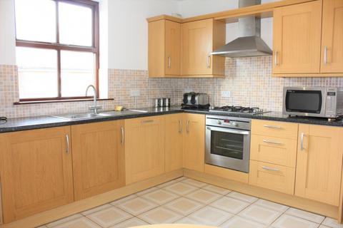 4 bedroom terraced house to rent, Plungington Road, Preston PR1