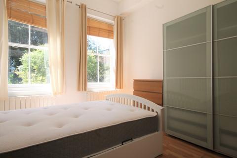 2 bedroom flat to rent, Primrose Gardens, Belsize Park, NW3