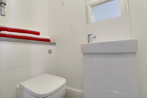 1 bedroom in a house share to rent, Adams Avenue, Northampton NN1