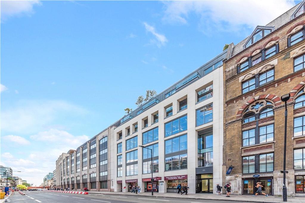 Saffron Hill, Clerkenwell, London, EC1N 2 bed flat £925,000