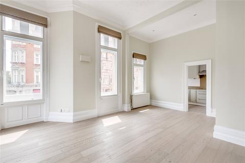 2 bedroom flat to rent, Pont Street, London