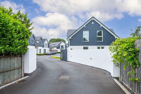 4 bedroom detached house for sale, 6 Cheney Close, Off Cheerbrook Road, Willaston