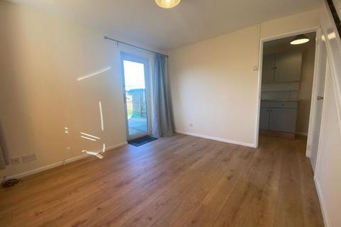1 bedroom end of terrace house to rent, St Julians, Newport