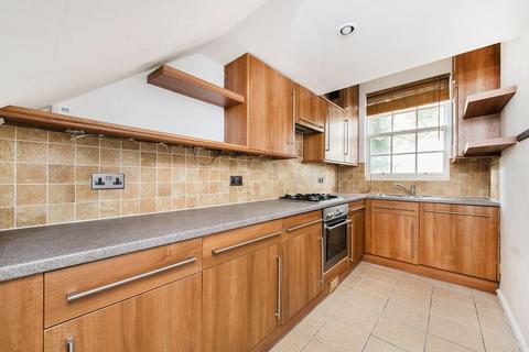 2 bedroom maisonette to rent, Blackheath Rd, Greenwich, SE10 (jk)