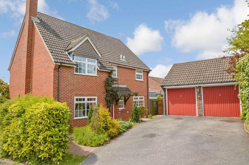Hilltop Way, Salisbury Off Castle Road 4 bed detached house £575,000